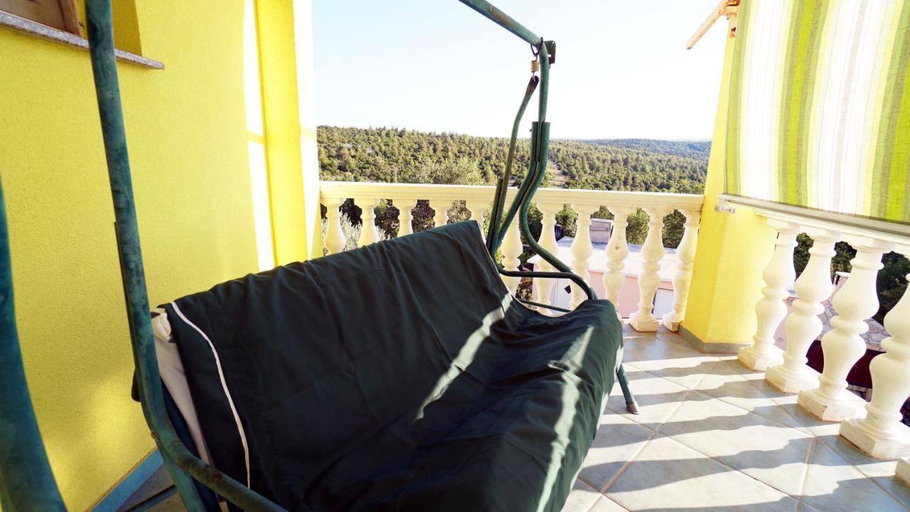 Apartments Kata Gornji Karin Dış mekan fotoğraf