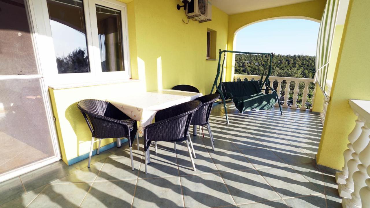 Apartments Kata Gornji Karin Dış mekan fotoğraf